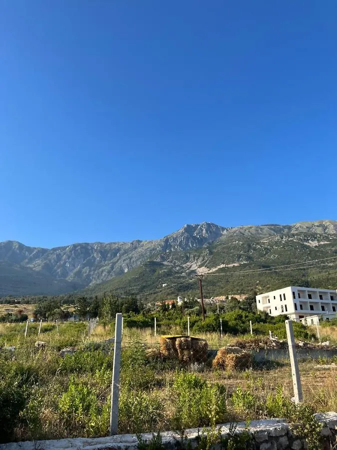 Lodge Alba Garden Villa Dhermi